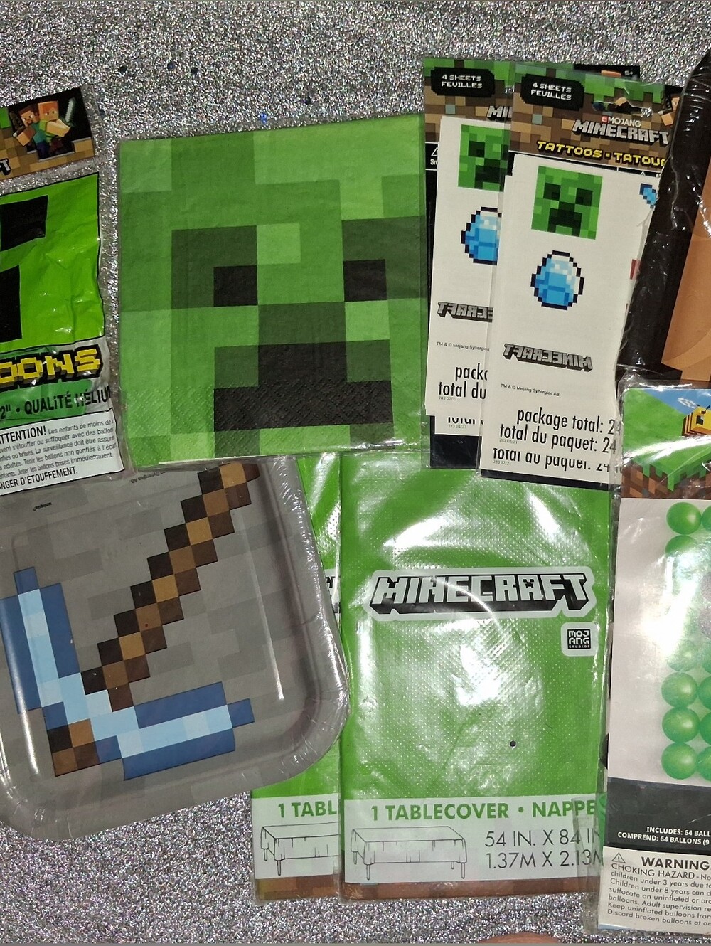 Minecraft Green Creeper Party Tableware Set - Themed Disposable Plates & Napkins